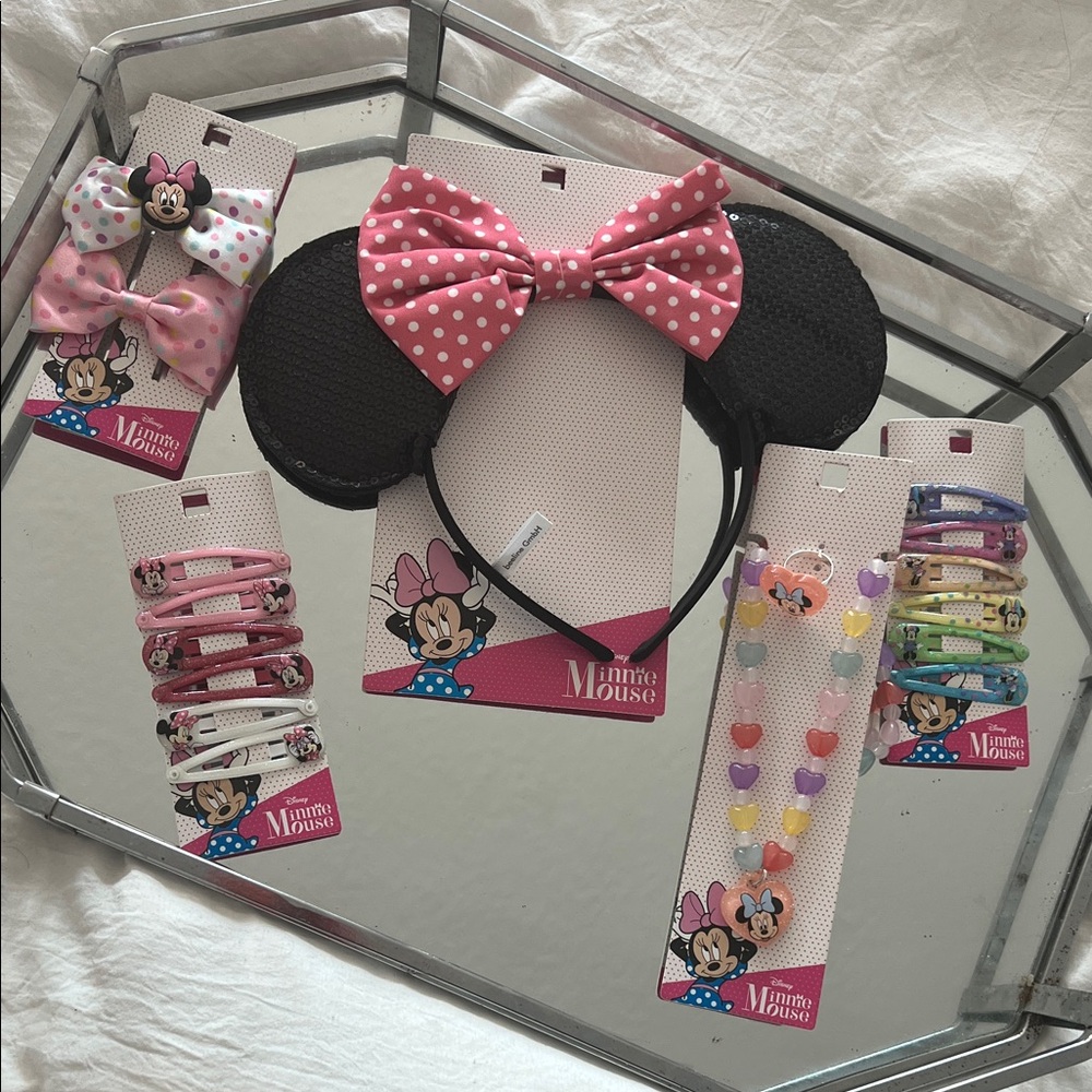Minnie Mouse Hair Accessories Set